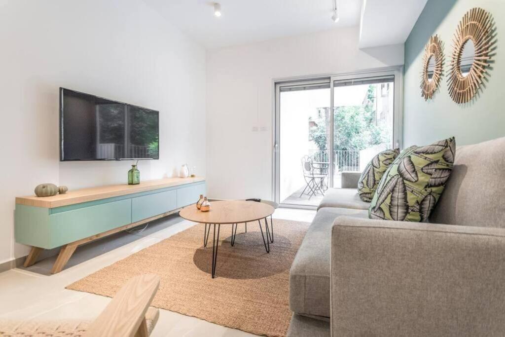 Superb 1br Balcony On Sheinkin Apartment Tel Aviv